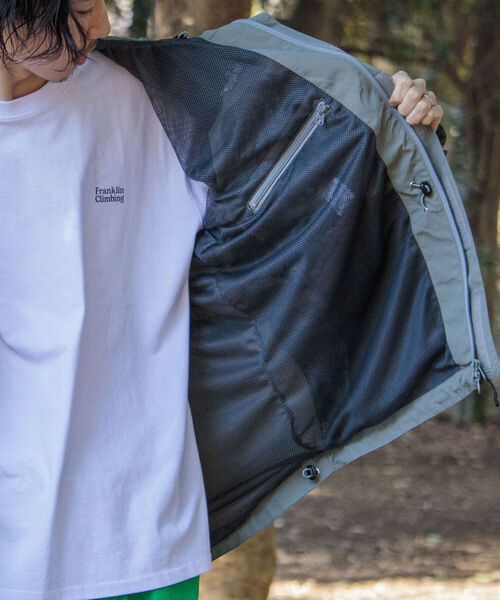 WILD THINGS（ワイルドシングス）の「【WILDTHINGS/ワイルドシングス】SUPPLEX NYLON CHAMOMIX JACKET シャモニージャケット マウンテンパーカー（マウンテンパーカー・メンズ・グレー/ブラック・X-LARGE/LARGE）」の8枚目の写真