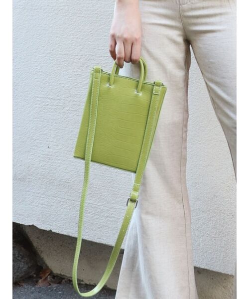 MURUA（ムルーア）の「ボディショッパーバッグ（ショルダーバッグ・レディース・アイボリー/ブラック/ライトグリーン・FREE）」の3枚目の写真