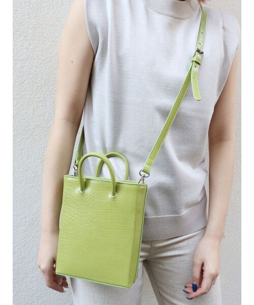 MURUA（ムルーア）の「ボディショッパーバッグ（ショルダーバッグ・レディース・アイボリー/ブラック/ライトグリーン・FREE）」の5枚目の写真