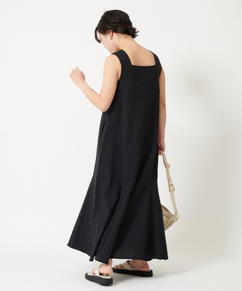 U by SPICK&SPAN(ユーバイスピックアンドスパン)の「スクエアネック リネンドレス(ワンピース・レディース・ブラック/ベージュ・38/36)」の6枚目の写真