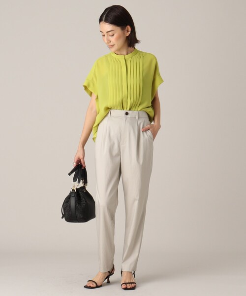 UNTITLED（アンタイトル）の「◆【通勤】ストレッチサテン テーパードパンツ＜洗える＞（その他パンツ・レディース・ライトブルー/ブラック/ライトベージュ/カーキ・44/46/48/42/00/01/02/03/04）」の15枚目の写真