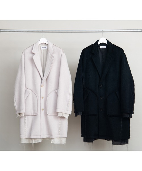 DISCOVERED（ディスカバード）の「DISCOVERED ディスカバード / ALPACA SHAGGY LONG COAT アルパカシャギーロングコート / DC-AW22-CO-02（チェスターコート・メンズ・ブラック/オフホワイト・1/3）」の2枚目の写真