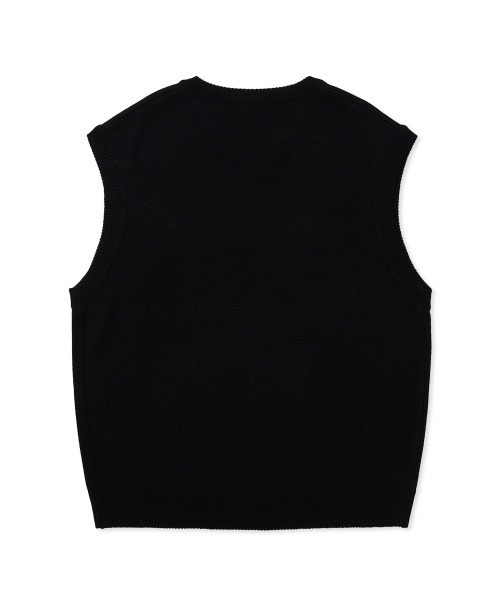 FCMM(エフシーエムエム)の「CLUB TEAM KINT VEST/クラブチームニットベスト(ベスト・メンズ・ネイビー/ブラック/グレー/ブラウン・MEDIUM/LARGE/X-LARGE)」の6枚目の写真