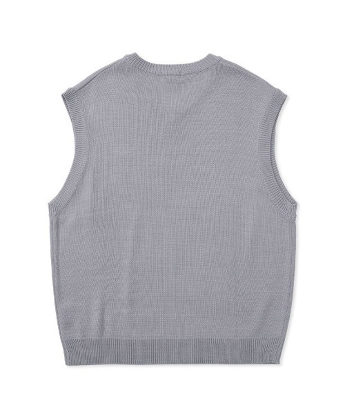 FCMM(エフシーエムエム)の「CLUB TEAM KINT VEST/クラブチームニットベスト(ベスト・メンズ・ネイビー/ブラック/グレー/ブラウン・MEDIUM/LARGE/X-LARGE)」の16枚目の写真
