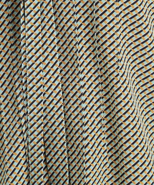 TOMORROWLAND （トゥモローランド）の「キカダイアゴナルプリント ボウタイブラウス（シャツ/ブラウス・レディース・グリーン系その他3/パープル系その他3・36）」の7枚目の写真