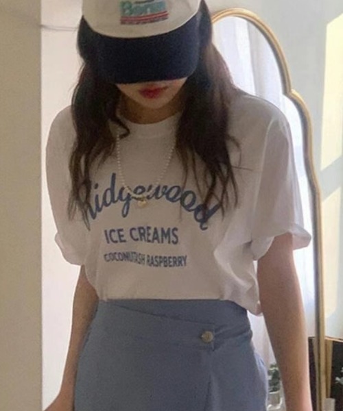 MANGROVE(マングローブ)の「フロントロゴTシャツ(Tシャツ/カットソー・レディース・ホワイト/ピンク・FREE)」の1枚目の写真