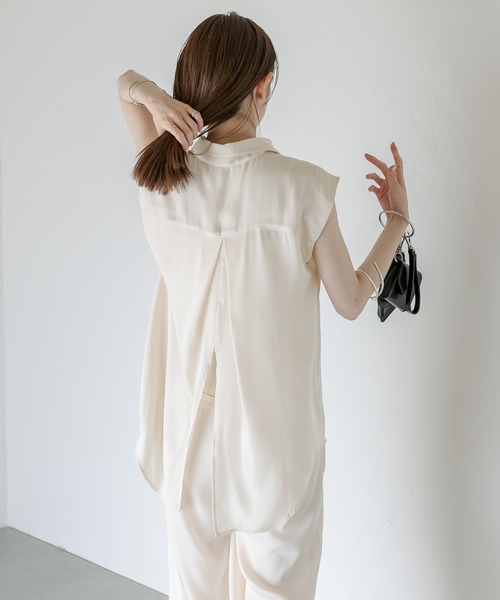 mystic(ミスティック)の「セットUPノースリシャツ(シャツ/ブラウス・レディース・ネイビー/アイボリー・FREE)」の10枚目の写真