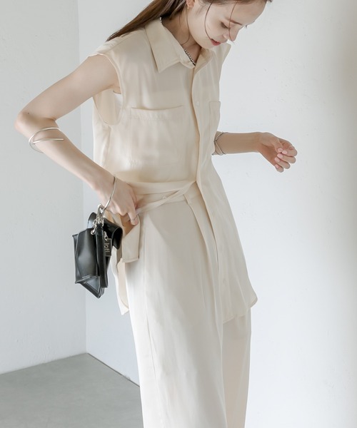 mystic(ミスティック)の「セットUPノースリシャツ(シャツ/ブラウス・レディース・ネイビー/アイボリー・FREE)」の4枚目の写真