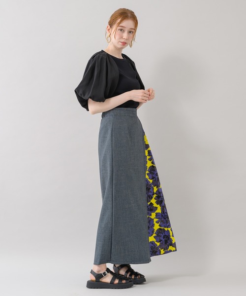 Paradise Picnic（パラダイスピクニック）の「TE VALT サイドBIGフラワープリントデニムスカート（スカート・レディース・ブルー/ネイビー・FREE）」の6枚目の写真