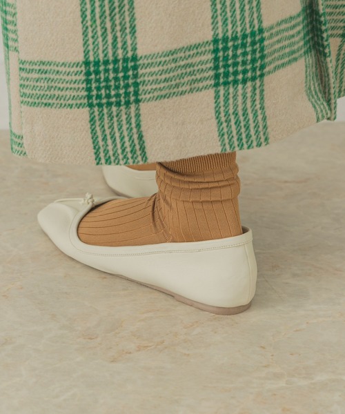 RODE SKO（ロデスコ）の「ギャザーフラットシューズ（バレエシューズ・レディース・ブラック/ブラウン/アイボリー・38/36/37）」の5枚目の写真