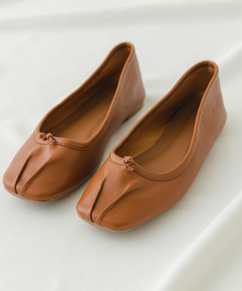 RODE SKO（ロデスコ）の「ギャザーフラットシューズ（バレエシューズ・レディース・ブラック/ブラウン/アイボリー・38/36/37）」の16枚目の写真