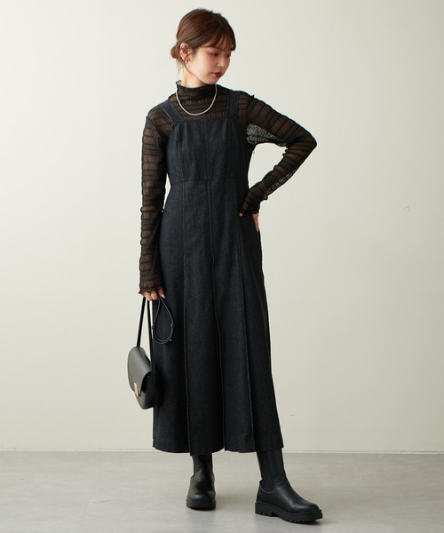 natural couture(ナチュラルクチュール)の「2022AWアイテム/WEB限定カラーあり/スモッキングレースハイネックプルオーバー(Tシャツ/カットソー・レディース・ブラック/グレー/ピンク/グリーン/アイボリー・FREE)」の11枚目の写真