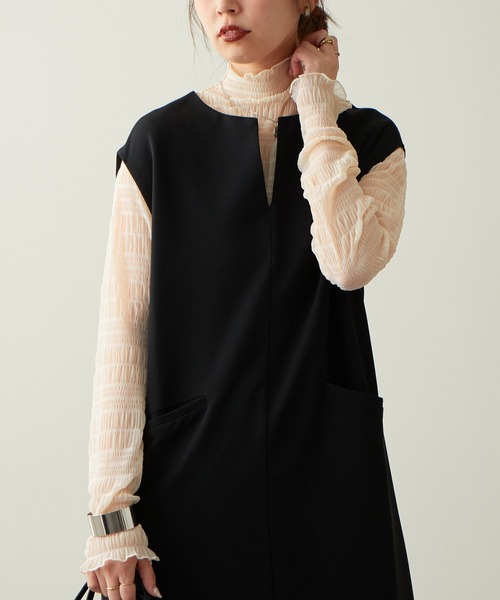 natural couture(ナチュラルクチュール)の「2022AWアイテム/WEB限定カラーあり/スモッキングレースハイネックプルオーバー(Tシャツ/カットソー・レディース・ブラック/グレー/ピンク/グリーン/アイボリー・FREE)」の22枚目の写真