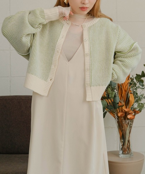 Bab（バブ）の「前後2WAYストライプショートカーディガン（カーディガン/ボレロ・レディース・ブラック/レッド/グリーン/グレイッシュベージュ・FREE）」の6枚目の写真