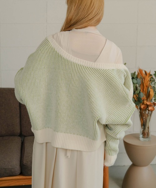 Bab（バブ）の「前後2WAYストライプショートカーディガン（カーディガン/ボレロ・レディース・ブラック/レッド/グリーン/グレイッシュベージュ・FREE）」の9枚目の写真