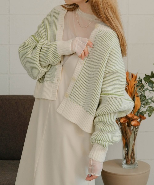 Bab（バブ）の「前後2WAYストライプショートカーディガン（カーディガン/ボレロ・レディース・ブラック/レッド/グリーン/グレイッシュベージュ・FREE）」の12枚目の写真