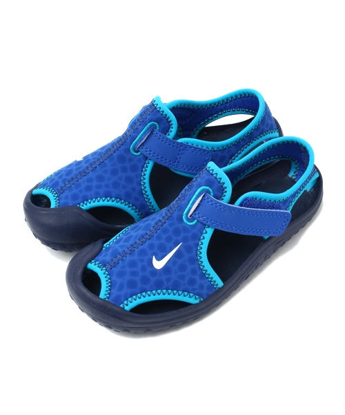 こども ビームス（コドモビームス）の「NIKE / サンレイ プロテクト TD (12～16cm)（サンダル・キッズ・ブラック/レッド系その他/ブルー・14/12/15 /16/13）」の3枚目の写真