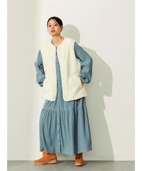 AMERICAN HOLIC（アメリカンホリック）の「ステッチワークボアベスト（ダウンベスト・レディース・ブラック/アイボリー・M/L）」の22枚目の写真