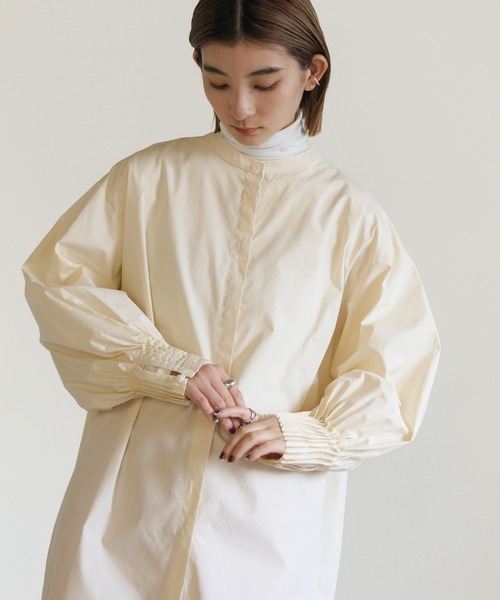 select MOCA(セレクトモカ)の「カフスピンタックノーカラーシャツワンピース(シャツワンピース・レディース・ベージュ/アイボリー/ブラック・FREE)」の22枚目の写真