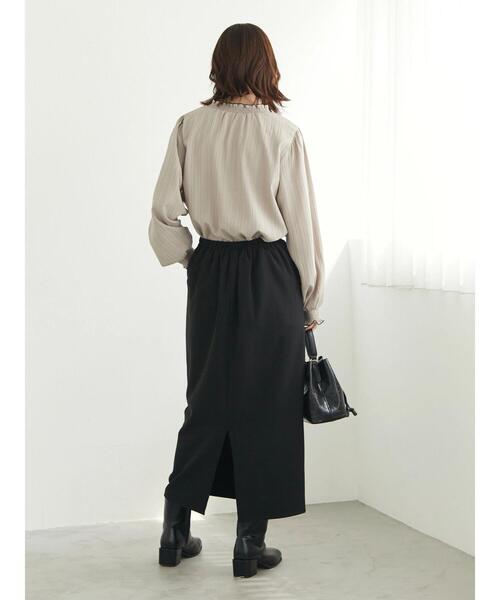 ELENCARE DUE（エレンカーレデュエ）の「・ELENCARE DUE メローハイネックブラウス（シャツ/ブラウス・レディース・グレイッシュベージュ/イエロー/アイボリー/ブラック・FREE）」の11枚目の写真