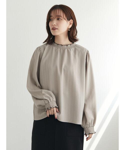 ELENCARE DUE（エレンカーレデュエ）の「・ELENCARE DUE メローハイネックブラウス（シャツ/ブラウス・レディース・グレイッシュベージュ/イエロー/アイボリー/ブラック・FREE）」の15枚目の写真