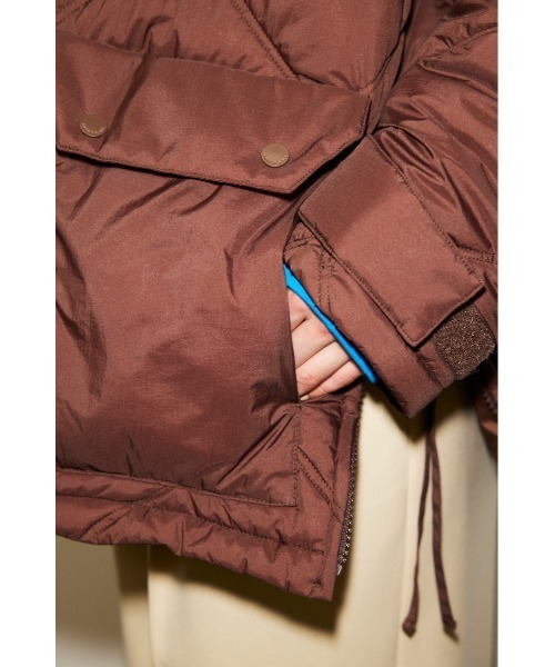 THROW by SLY（スローバイスライ）の「THROW 2WAY STAND PUFFER COAT