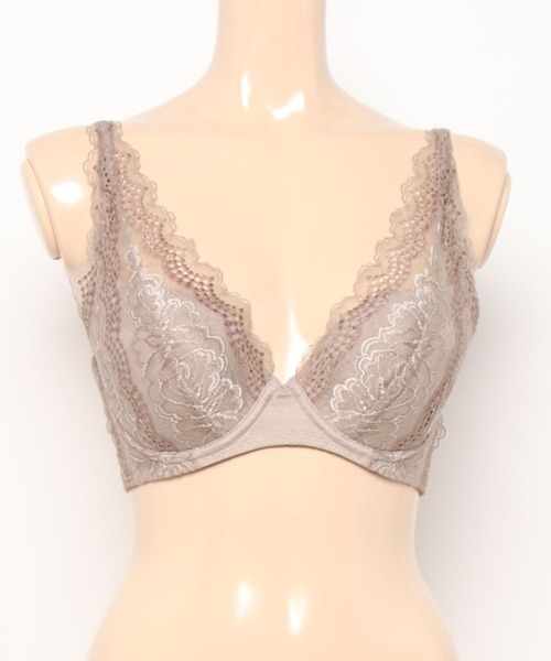 Triumph(トリンプ)の「天使のブラ スリムライン レーシィ552 ブラジャー【D,E,Fカップ】TR552 WHU(ブラジャー・レディース・ブラック/ベージュ・D70/D65/D75/E65/E70/E75/F65/F70/F75/D90/E80/D80/F80/D85/D95/E85/E90/E95)」の16枚目の写真