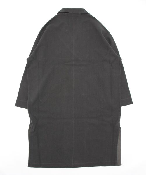 SIPULI（シプリ）の「【手洗い可能】Double Face Jersey ダブルブレストコート（チェスターコート・レディース・ダークグレー/カーキ・2）」の4枚目の写真