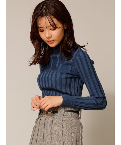 TONAL（トーナル）の「タートルリブニット（ニット/セーター・レディース・ベージュ/パープル/ブルー・38）」の5枚目の写真