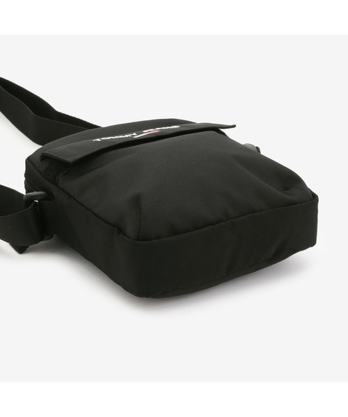 tommy jeans（トミー ジーンズ）の「エッセンシャルミニショルダーバッグ（ショルダーバッグ・メンズ・ブラック/ネイビー・FREE）」の4枚目の写真