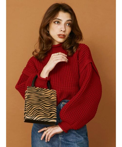 EVRIS（エヴリス）の「ワッフルハイネックニットトップス（ニット/セーター・レディース・ブラック/アイボリー/レッド・FREE）」の4枚目の写真