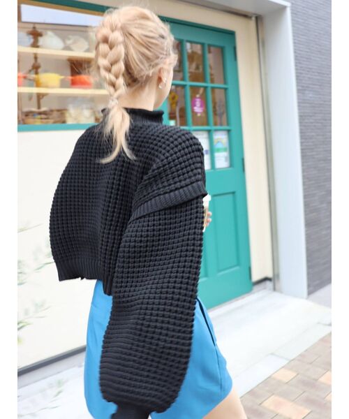 EVRIS（エヴリス）の「ワッフルハイネックニットトップス（ニット/セーター・レディース・ブラック/アイボリー/レッド・FREE）」の18枚目の写真