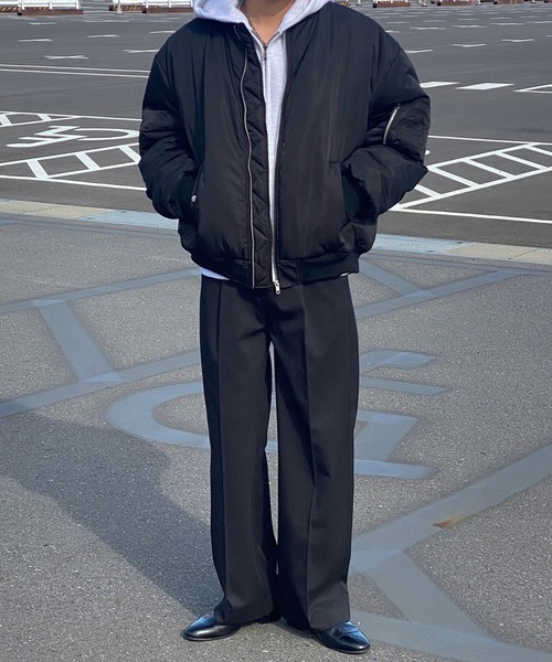 kutir(クティール)の「オーバーサイズMA-1中綿ブルゾン(MA-1・メンズ・ブラック・MEDIUM/LARGE)」の8枚目の写真