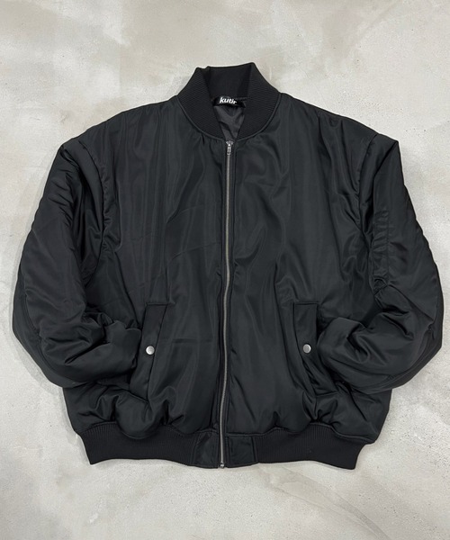 kutir(クティール)の「オーバーサイズMA-1中綿ブルゾン(MA-1・メンズ・ブラック・MEDIUM/LARGE)」の18枚目の写真