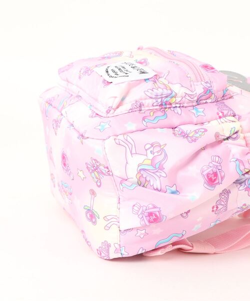 Kids Foret（キッズフォーレ）の「ユニコーン・苺総柄撥水ボンディングリュック（バックパック/リュック・キッズ・ラベンダー/サックスブルー/ピンク・L/M/S）」の4枚目の写真