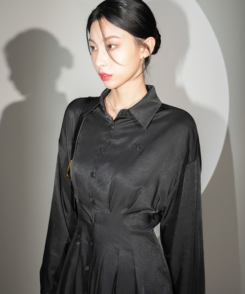 ALAND（エーランド）の「AVANDRESS／Minimaスリムワンピース 2180092（ワンピース・レディース・ブラック/セージグリーン・MEDIUM）」の7枚目の写真