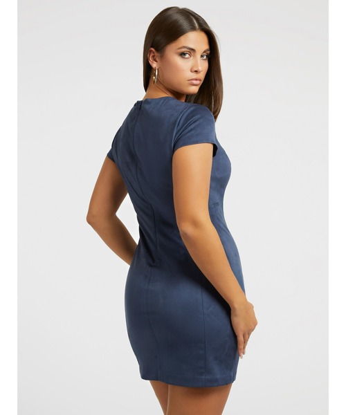 Guess（ゲス）の「Alma Faux-Suede Dress（ワンピース・レディース・クリーム/ネイビー・4/6/2）」の7枚目の写真