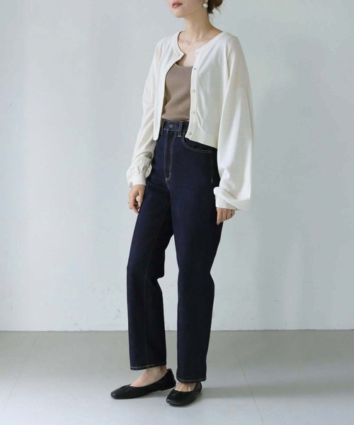 HER CLOSET(ハークローゼット)の「【shemoshelly】WEB限定スムースタッチボリュームスリーブショート丈ニットカーディガン(カーディガン/ボレロ・レディース・グリーン/ホワイト/ロイヤルブルー/チェリーピンク/ブラック・M)」の14枚目の写真
