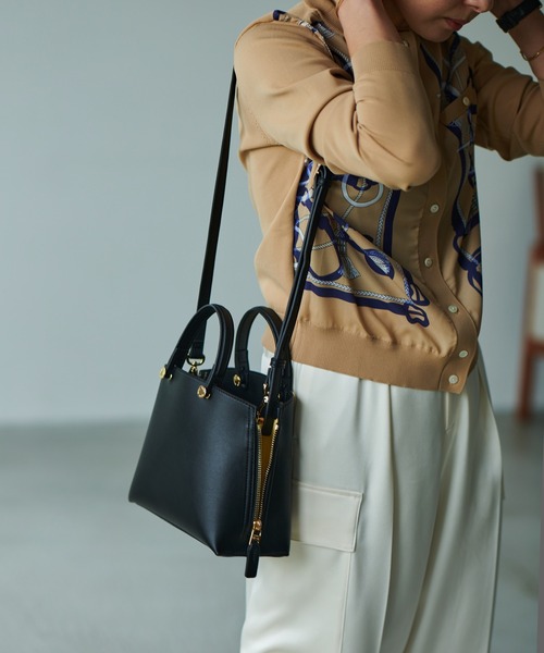 E'POR（エポール）の「【新色追加】【E'POR】 Y BAG Mini【雑誌掲載】（ハンドバッグ・レディース・チャコールグレー/ベージュ/ピンク/オレンジ/ブラック系その他/ホワイト系その他4/ダークブラウン/ライトグリーン/ブラウン系その他/ブラウン/ブルー系その他6/ブラック系その他3・FREE）」の13枚目の写真