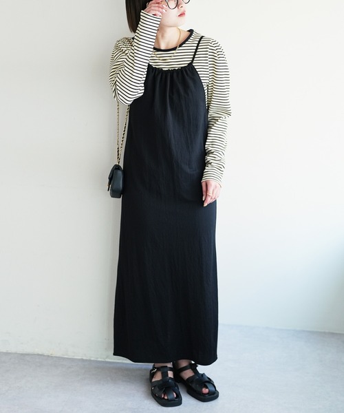 DISCOAT（ディスコート）の「ギャザーキャミカットワンピース（ワンピース・レディース・ブラック/ブルー・FREE）」の4枚目の写真