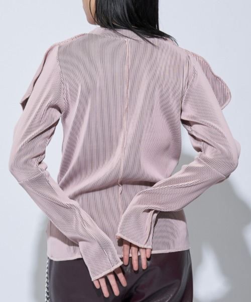 Solace(ソレイス)の「ウェーブショルダープリーツトップス(Tシャツ/カットソー・レディース・ピンク/ナチュラル/ブラック・FREE)」の18枚目の写真