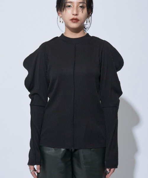Solace(ソレイス)の「ウェーブショルダープリーツトップス(Tシャツ/カットソー・レディース・ピンク/ナチュラル/ブラック・FREE)」の5枚目の写真