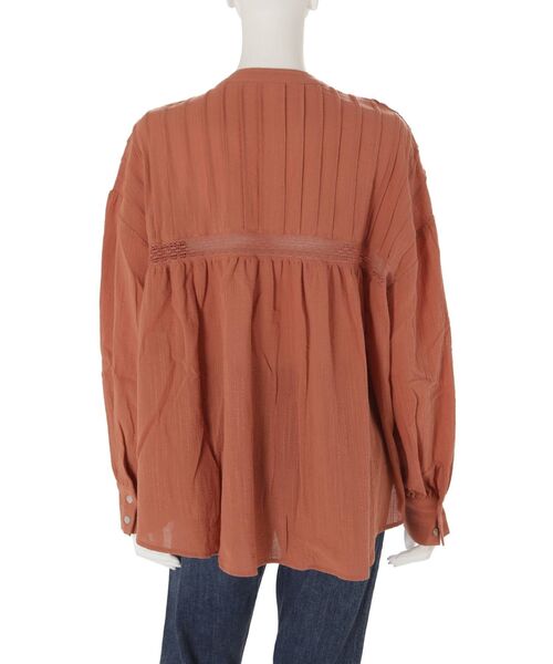 Ungrid(アングリッド)の「コットンタックボリュームブラウス(シャツ/ブラウス・レディース・ブラック/オフホワイト/オレンジ・FREE)」の17枚目の写真