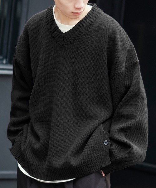 improves（インプローブス）の「サイドスリット Vネック ニットセーター（ニット/セーター・メンズ・ブラック/ライトブルー/カーキ・FREE）」の2枚目の写真