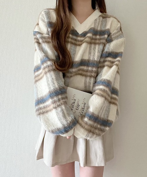 Nana(ナナ)（ナナ）の「Vネックチェックトップス（ニット/セーター