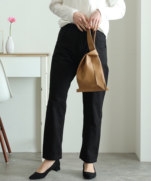 ElegChic(エレグシック)の「ハイライズテーパードパンツ(その他パンツ・レディース・カーキ/ブラック/ベージュ・M/L/XL/3L/4L)」の4枚目の写真