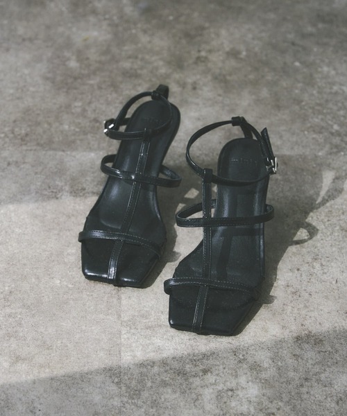 Chez toi（シェトワ）の「ラインヒールサンダル（サンダル・レディース・カーキ/ブラウン/アイボリー/ブラック・S/M/L）」の3枚目の写真