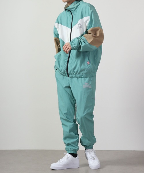 LONSDALE（ロンズデール）の「LONSDALE 裏メッシュ ナイロン ワッシャー ジャンパー 切替 トラックジャケット（ナイロンジャケット・メンズ・ベージュ/グリーン系その他/オフホワイト・M/LL/L）」の9枚目の写真