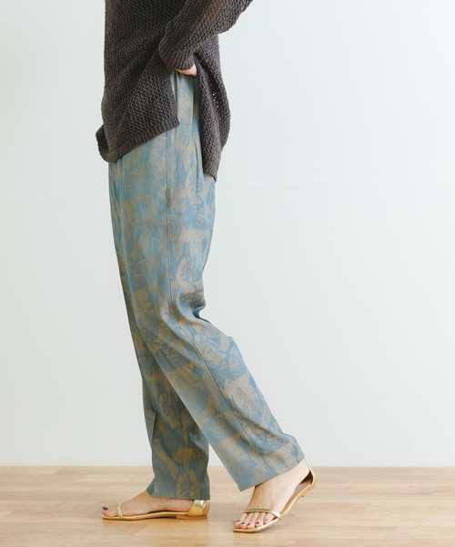 URBAN RESEARCH(アーバンリサーチ)の「リーフJQイージーパンツ(その他パンツ・レディース・グレー系その他/オレンジ系その他・36/38)」の11枚目の写真