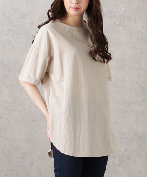 NAVY(ネイビー)の「SARARI 冷感ラウンドチュニックTシャツ(Tシャツ/カットソー・レディース・ライトベージュ/グレイッシュベージュ/ブラック/ブルー・フリー)」の3枚目の写真